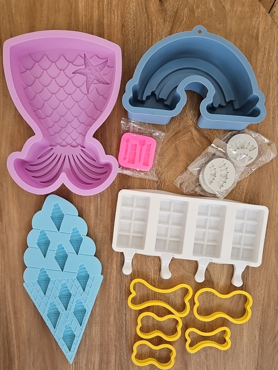 Sunnylife Other - Silicone Mermaid & Rainbow Party Mold Set - Pink, Blue, White, Yellow